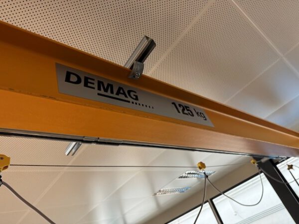 Säulenschwenkkran, Demag, 125kg, Ausladung 4m lagertechnik