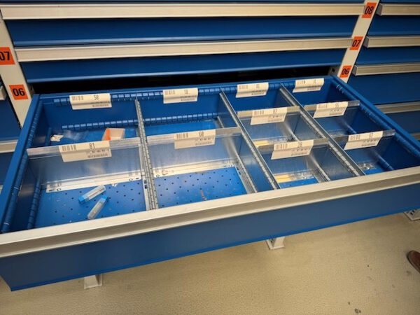 317 Stück, Schubladenschrank / Schubladenregal, sehr stabil, Garant, 10 Schubladen und 2 Fächer mit Trenner – Bild 9